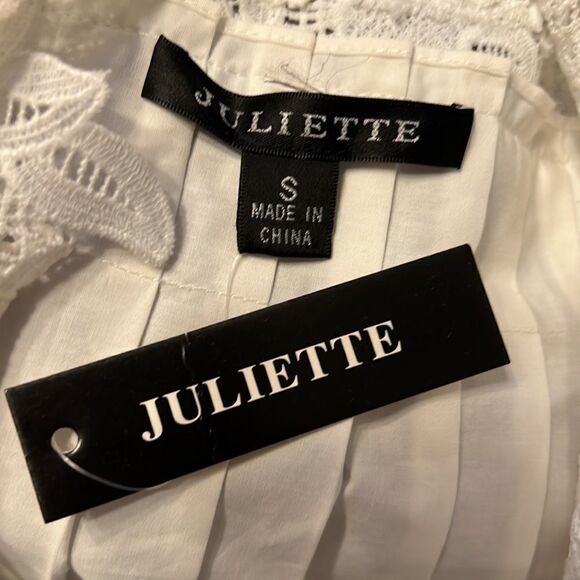 NWT Juliette Pleated a white Blouse with Lace Trim - Size Small - Picture 9 of 14